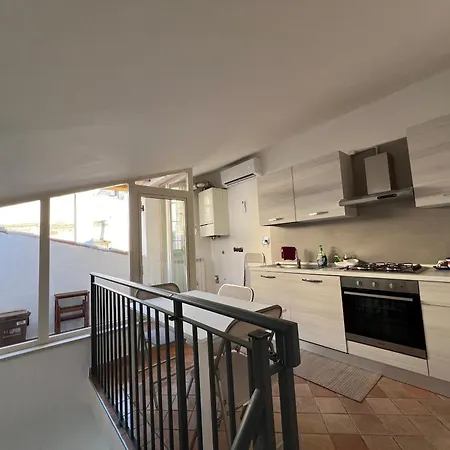 La Rosa - Relax E Comfort Nel Centro Storico Apartamento *