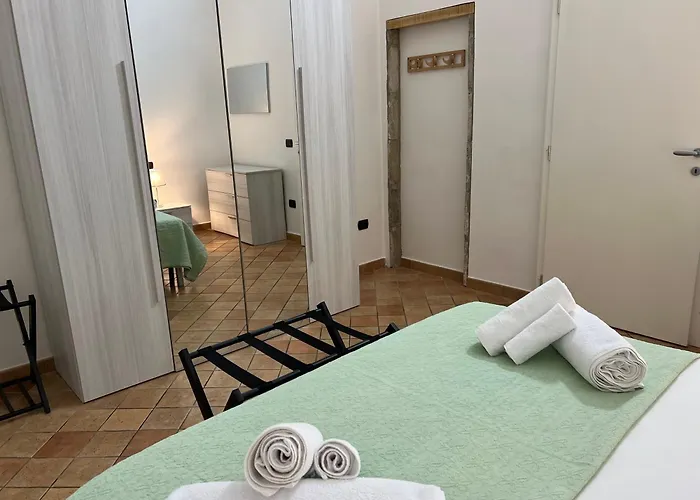 Nel Centro Storico - Relax E Comfort - Locazione Turistica Via Della Rosa 13 Appartamento *